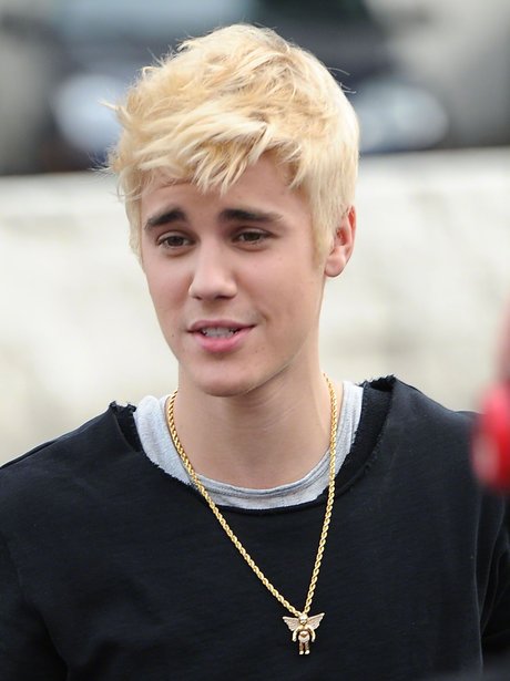 Justin Biebers Hair Transformations 21 Of The What Do You Mean