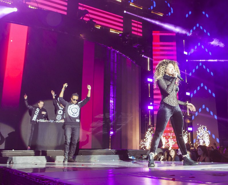Sigma at the Jingle Bell Ball 2014