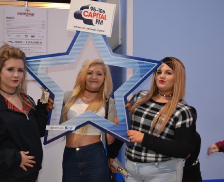 Were you pap'd by the Capital Street Stars?