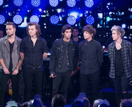 One Direction perform on New Years
