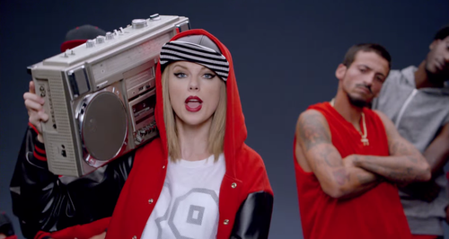 Screencap from Taylor Swift's "Shake It Off" video