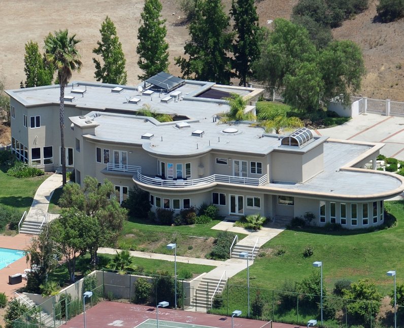 Chris Browns Los Angeles home 