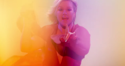Kelly Clarkson Heartbeat Song Video