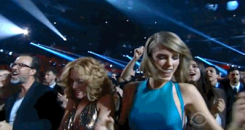 Taylor Swift Grammys Dancing 2015