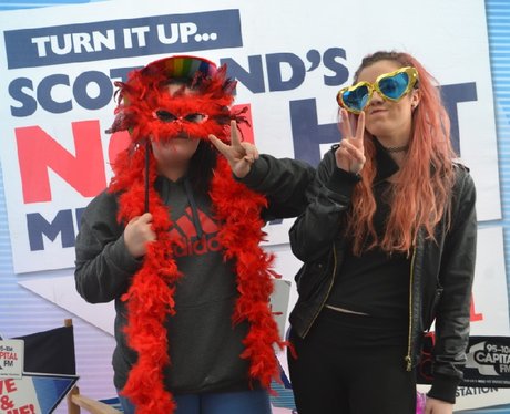 Were you pap'd by the Capital Street Stars?