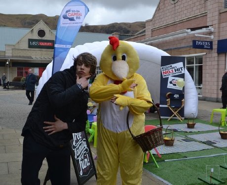 Were you pap'd by the Capital Street Stars?