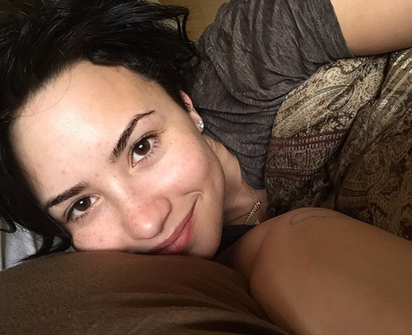 Demi Lovato No Make-Up