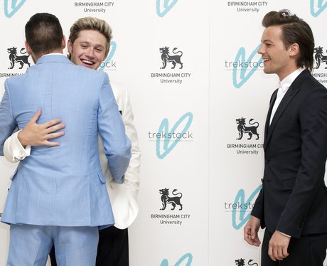Liam Payne and Niall Horan Hug