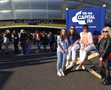 Were you pap'd by the Capital Street Stars?