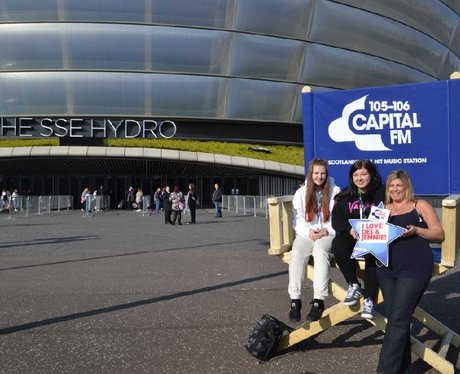 Were you pap'd by the Capital Street Stars?