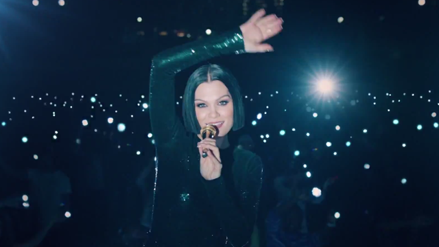 Jessie J 'Flashlight' Music Video