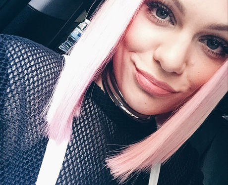 Jessie J selfie