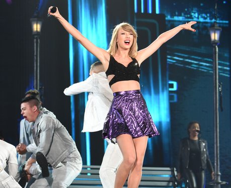Taylor Swift perfomrs on her '1989' Tour 