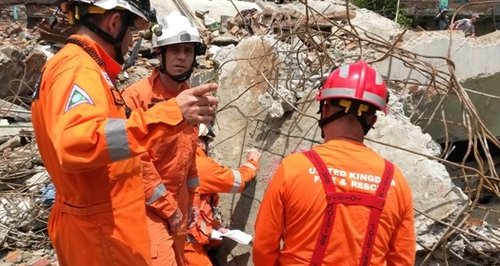 Hampshire firefighters Nepal earthquake