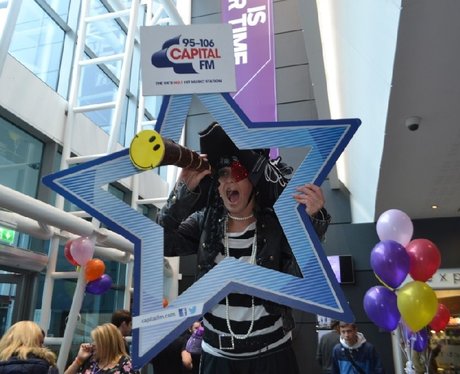 Were you pap'd b the Capital Street Stars?