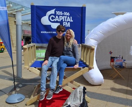 Were you pap'd by the Capital Street Stars?