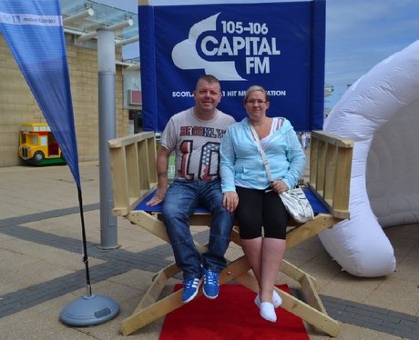Were you pap'd by the Capital Street Stars?