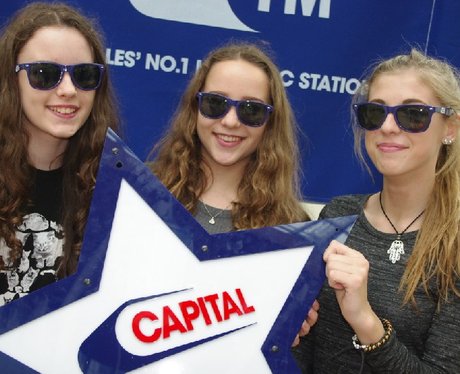 Summertime Ball - Sunday Part 1