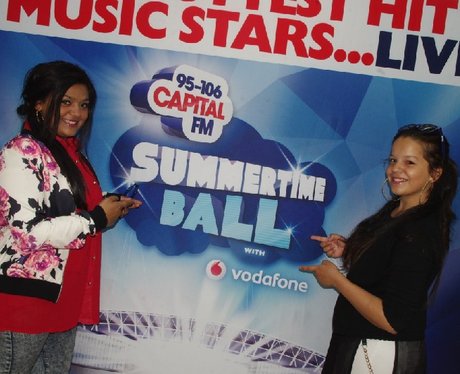 Summertime Ball - Sunday Part 1