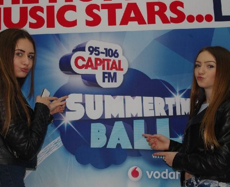 Summertime Ball - Sunday Part 1