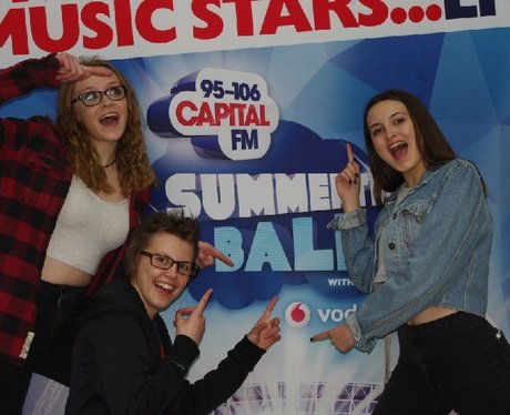 Summertime Ball - Sunday Part 2