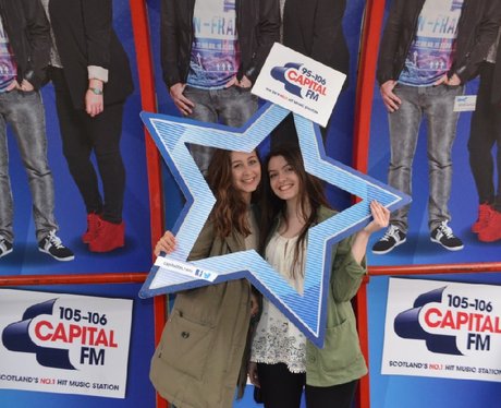 Were you pap'd by the Capital Street Stars?