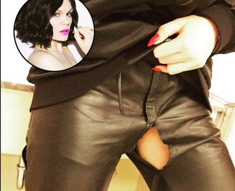 Jessie J Wardrobe Malfunction