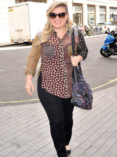 The lady's in London! And Kelly Clarkson CANNOT stop smiling! # ...