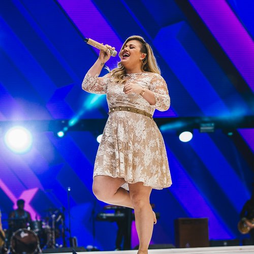 Kelly Clarkson Live At The Summertime Ball 2012 - Pictures - Capital