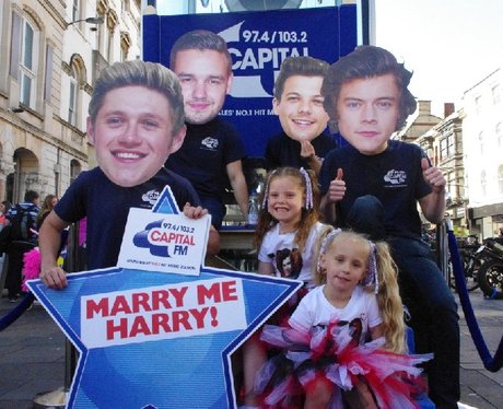 Papp'd @ One Direction Part One