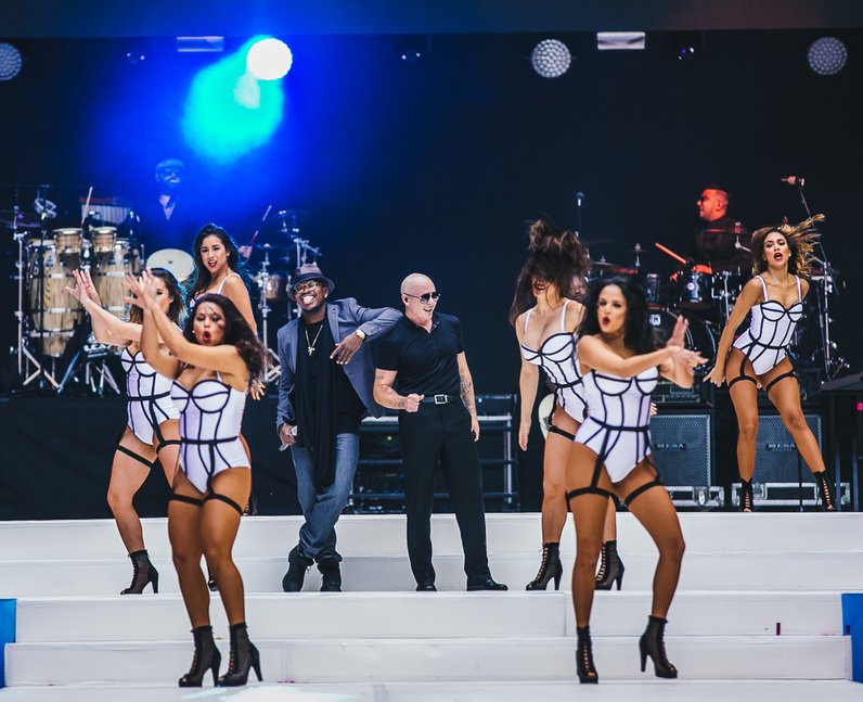 Pitbull Live Summertime Ball 2015