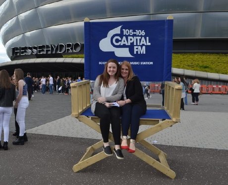 Were you pap'd by the Capital Street Stars?