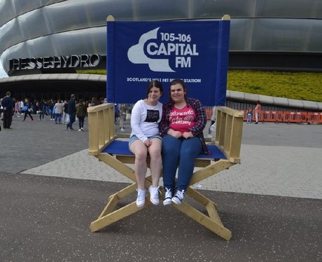Were you pap'd by the Capital Street Stars?