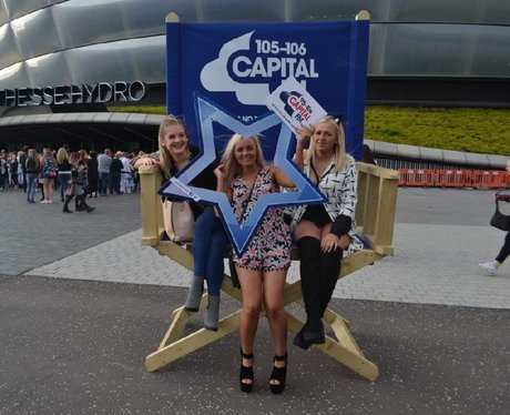 Were you pap'd by the Capital Street Stars?