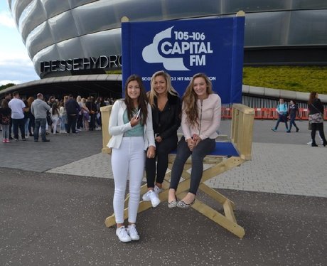 Were you pap'd by the Capital Street Stars?