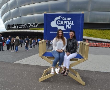 Were you pap'd by the Capital Street Stars?