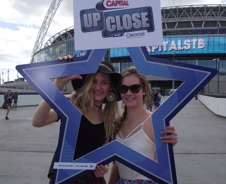 Summertime Ball 2015 Listener Arrivals