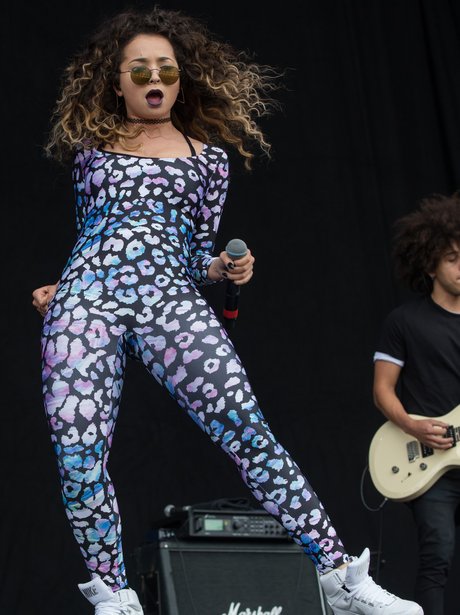 Ella Eyre Isle Of Wight Festival 2015