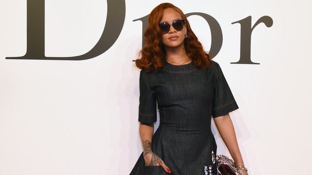Rihanna posing at Dior 