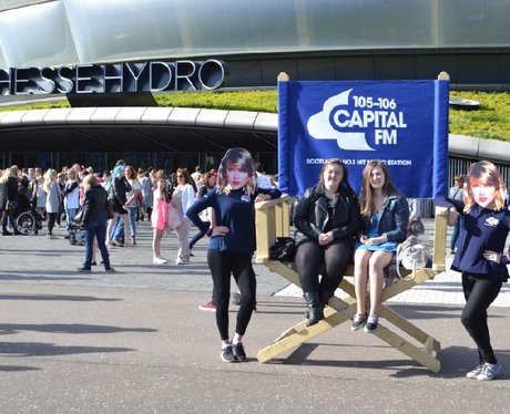 Were you pap'd by the Capital Street Stars?