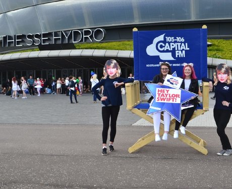 Were you pap'd by the Capital Street Stars?