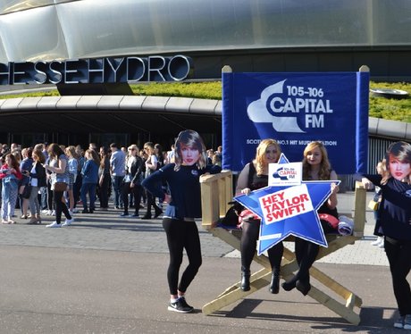 Were you pap'd by the Capital Street Stars?