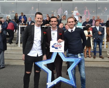 Were you pap'd by the Capital Street Stars?