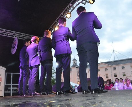 Were you pap'd by the Capital Street Stars?