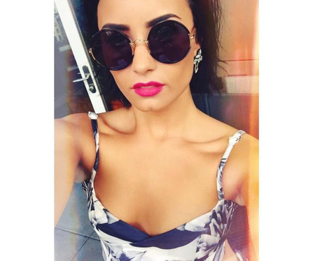Demi Lovato Selfie Instagram