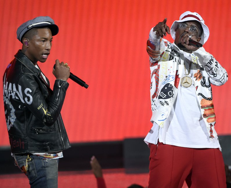 Pharrell and Sean 'Diddy' Combs BET Awards 2015