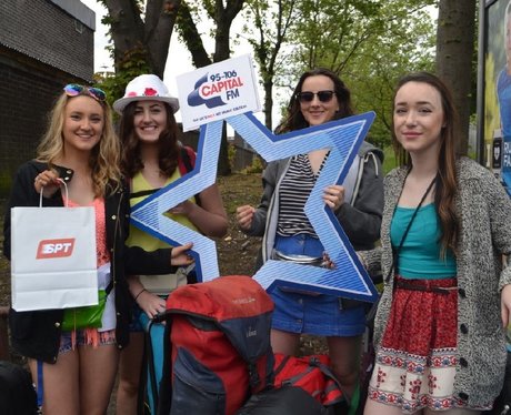 Were you pap'd by the Capital Street Stars?