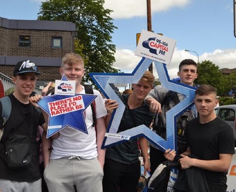 Were you pap'd by the Capital Street Stars?