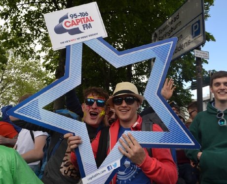 Were you pap'd by the Capital Street Stars?