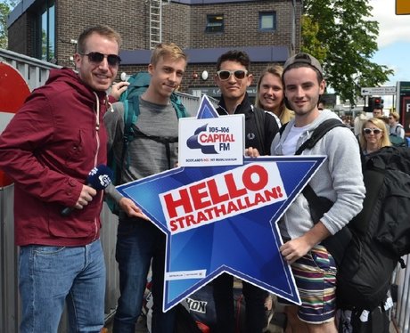 Were you pap'd by the Capital Street Stars?